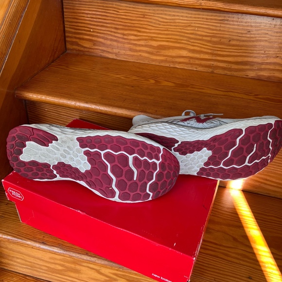 Brand New New Balance - Picture 3 of 4